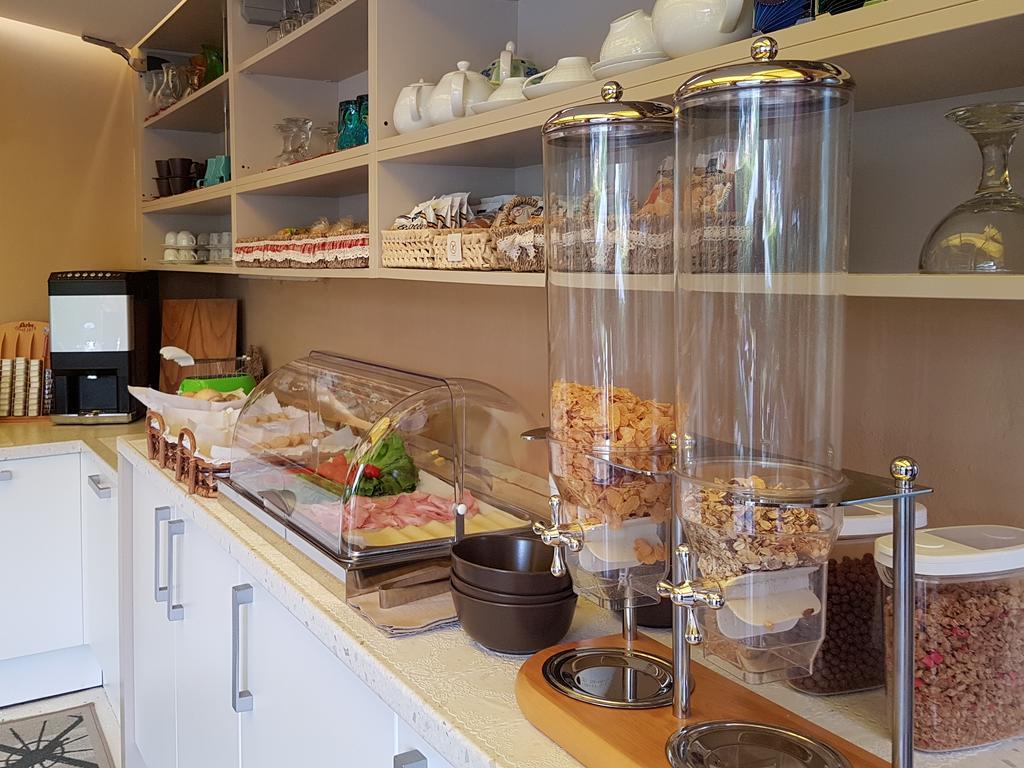 Garda Dream Hotel Lazise Buitenkant foto